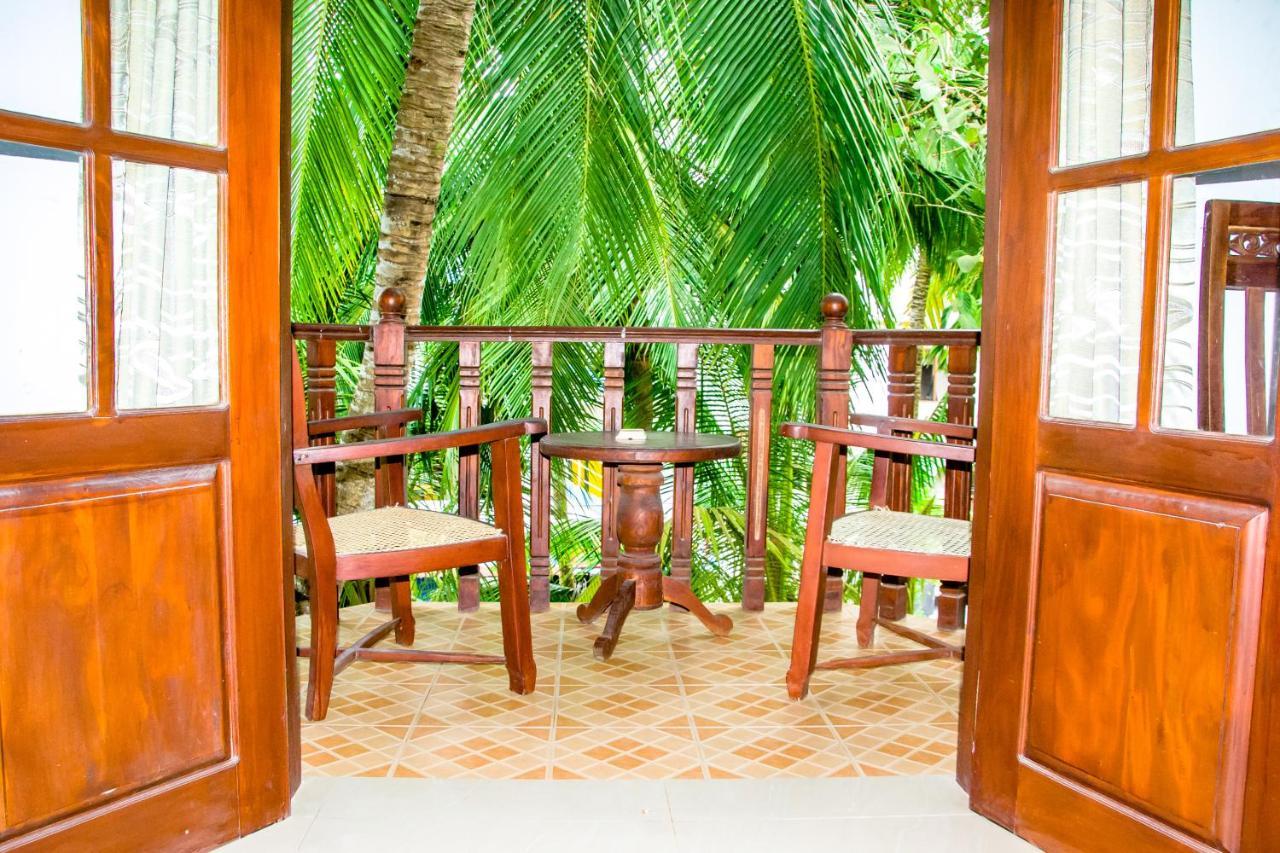 No Name Rest Hotel Unawatuna Luaran gambar