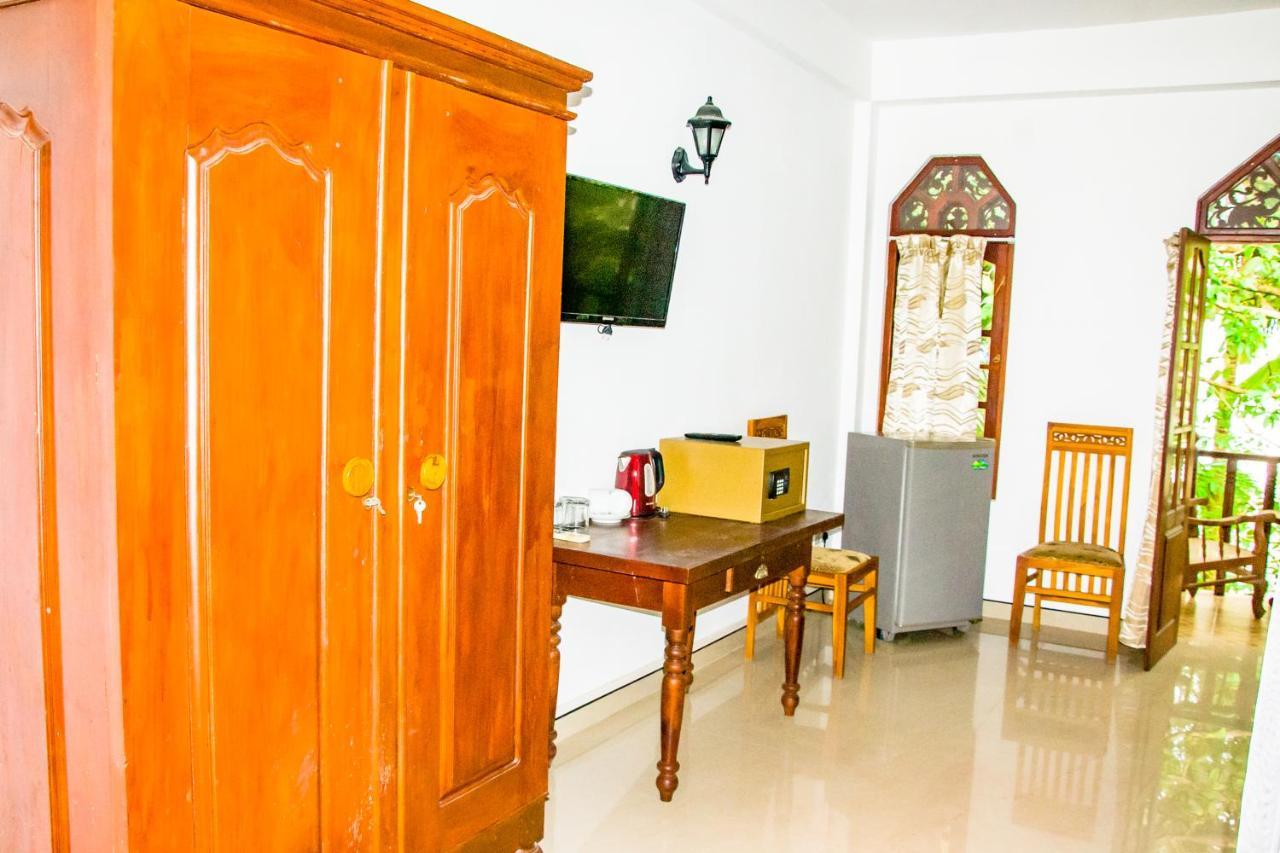 No Name Rest Hotel Unawatuna Luaran gambar