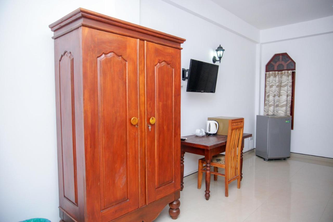No Name Rest Hotel Unawatuna Luaran gambar
